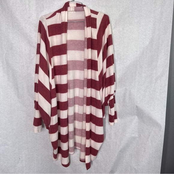 5/$25 reborn j long cardigan fleece large - Picture 1 of 5